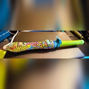 Beachwaver rotating curling iron